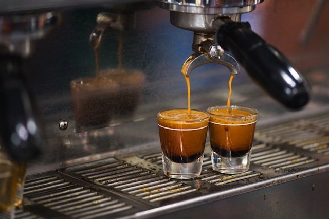 Cómo preparar el café en maquina espresso